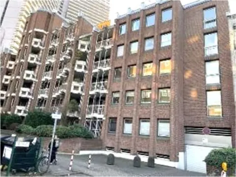 Universitätsstr. 5