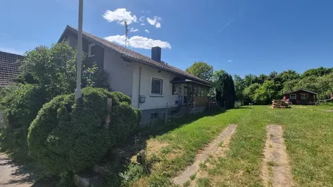 Einfamilienhaus mit Doppelgarage