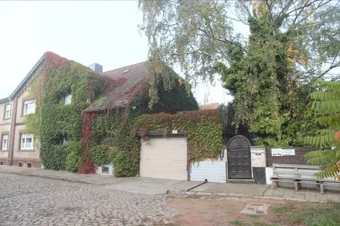 Doppelhaushälfte mit Denkmalschutz