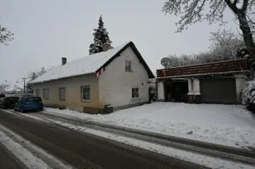 Sanierungsbedürftiges Einfamilienhaus in Pönning
