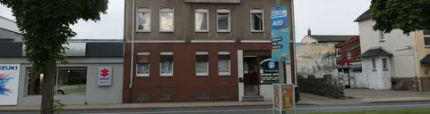 Mehrfamilienhaus (4 WE) mit Gewerbeeinheit