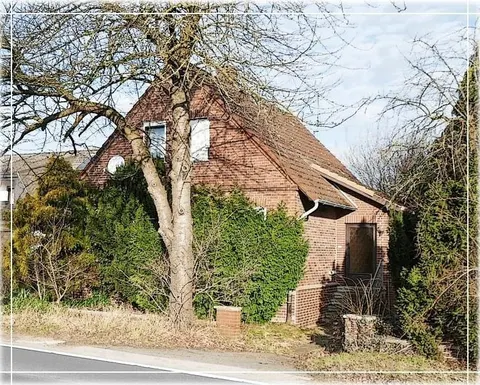 Sanierungsbedürftiges Einfamilienhaus