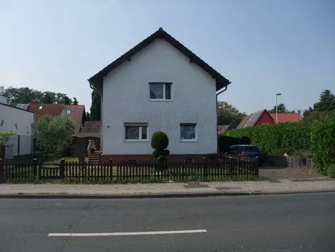 Sanierungsbedürftiges Einfamilienhaus in Bonn
