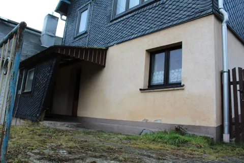 Sanierungsbedürftiges Einfamilienhaus