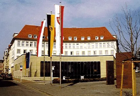 Einfamilienhaus mit Einliegerwohnung