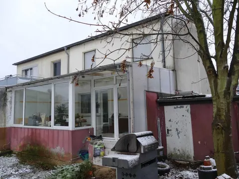 Reihenendhaus mit Garage