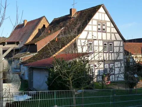 Sanierungsbedürftiges Fachwerkhaus unter Denkmalschutz