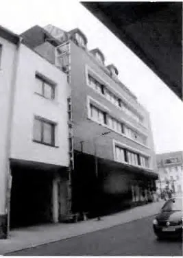 Wohn- und Geschäftshaus mit Fertigstellungsbedarf