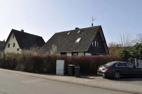 Sanierungsbedürftiges Einfamilienhaus