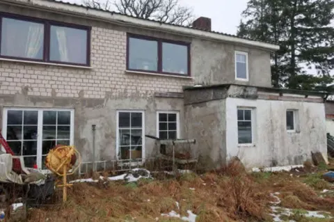 Einfamilienhaus mit Garage