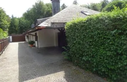 Doppelhaushälfte in Grünwald