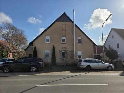 Sanierungsbedürftiges Einfamilienhaus