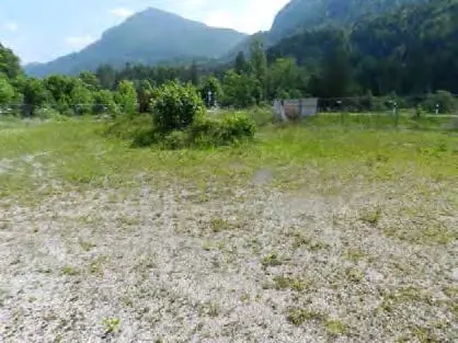 4 Baugrundstücke mit zu liquidierendem Gasthof