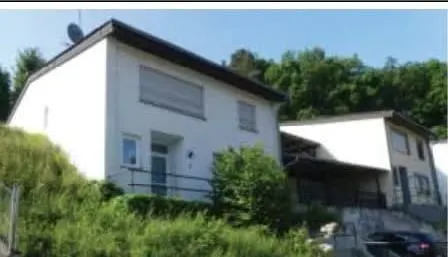 Zweifamilienhaus mit Wohnanbau