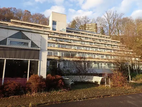 Ehemaliges Kur-/Rehaklinikgebäude