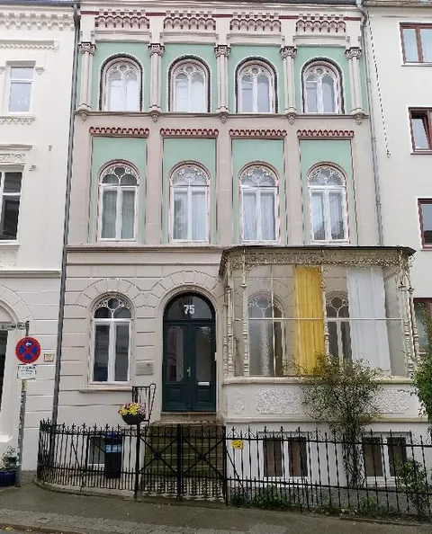 Eigentumswohnung (3 bis 4 Zimmer) · 120 m²