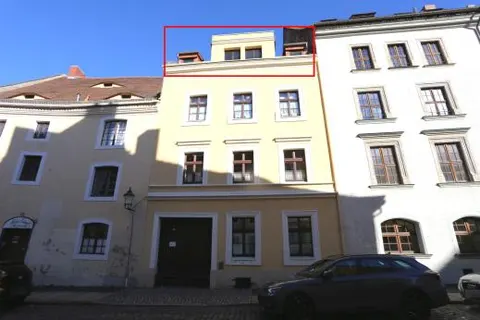 Eigentumswohnung (3 bis 4 Zimmer) · 3 Zimmer · 124 m²