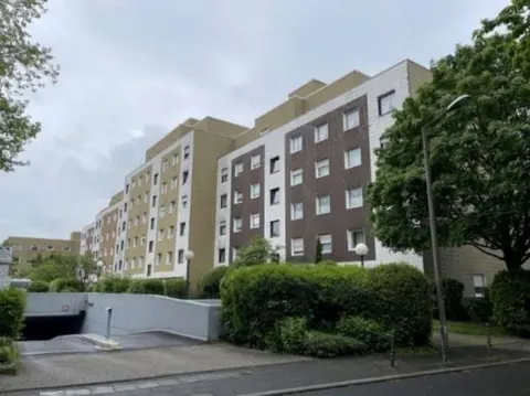 Tiefgaragen-Stellplatz