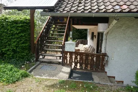 Wohn- und Geschäftshaus mit Gartengrundstück