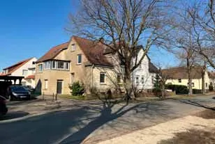 Doppelhaushälfte · 182 m²