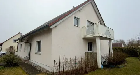 Einfamilienhaus mit Einliegerwohnung