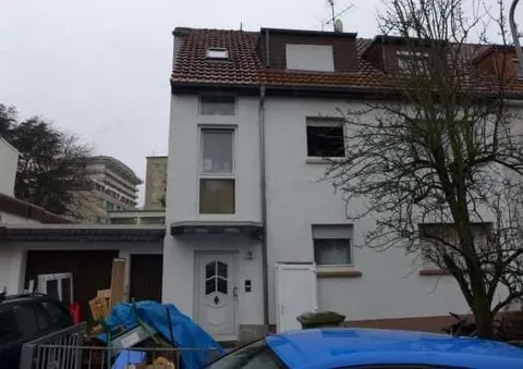 Dreifamilienhaus in Seckbach