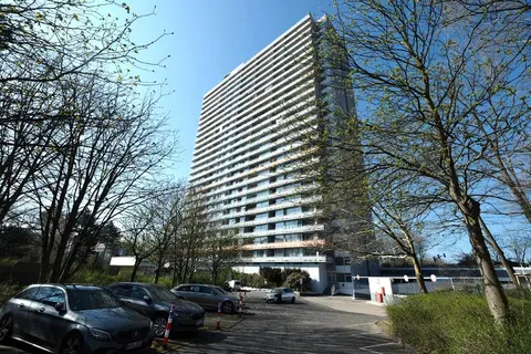Eigentumswohnung im 17. OG mit Tiefgaragenstellplatz