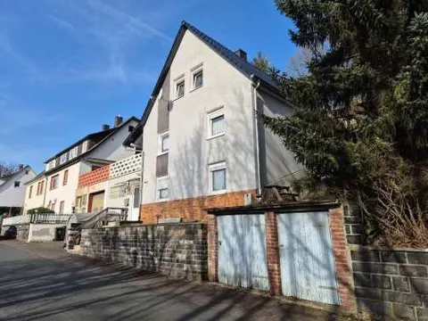 Einfamilienhaus in Ortsrandlage