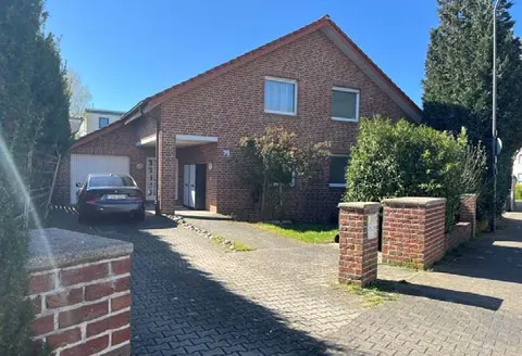 Zweifamilienhaus mit Erbbaurecht